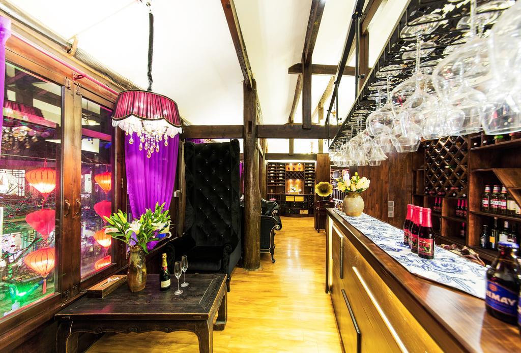 Lijiang Yuntian Palace Hotel Exterior photo