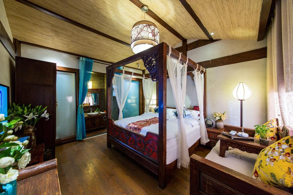 Lijiang Yuntian Palace Hotel Exterior photo