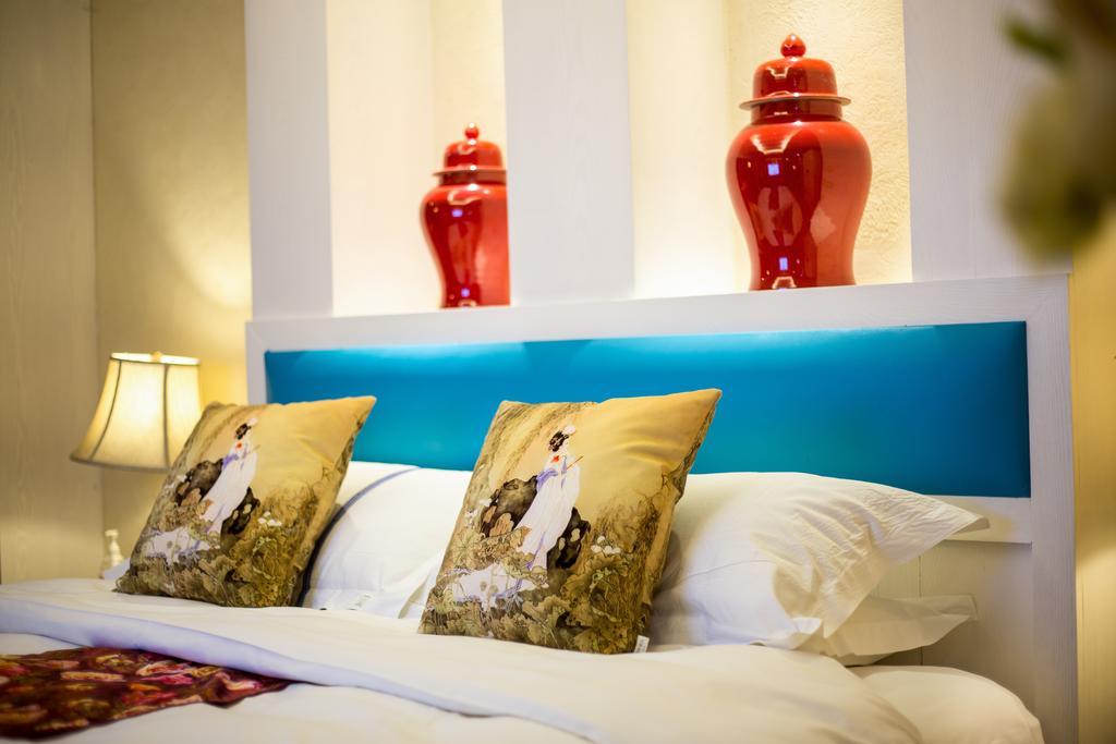 Lijiang Yuntian Palace Hotel Room photo